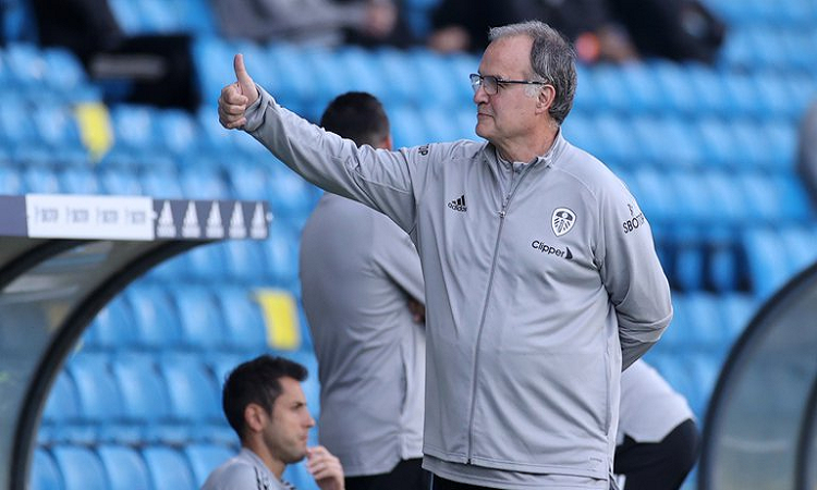 Bielsa le contestó una carta aun niño fanático del Leeds 