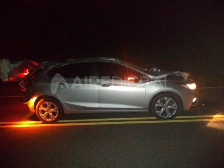 Accidente fatal en Helvecia: chocó a dos caballos sueltos  y murió