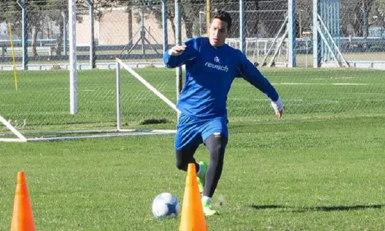 Unión pide un préstamo por Enzo Copetti