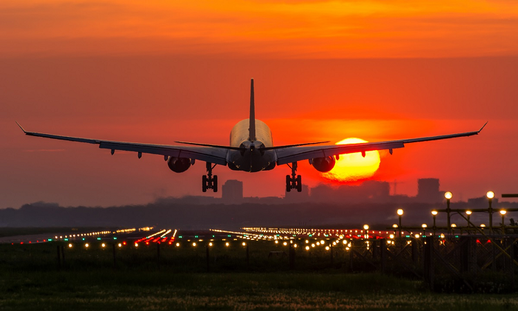 Suba de precios de los pasajes internacionales: queja de aerolíneas por medida del Gobierno 