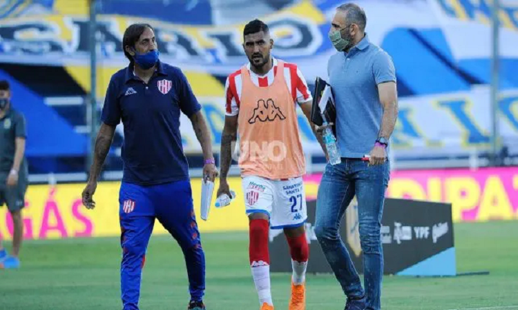 Se iría Jonathan Galván de Unión 