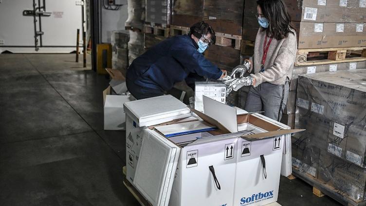Europa busca estabilizar las tasas de contagios