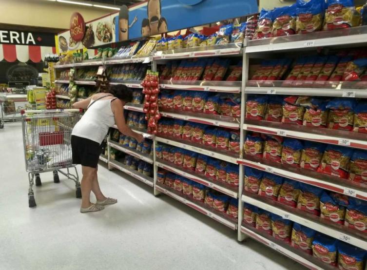 La canasta alimentaria subió un 45,5%  en 2020