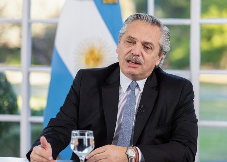 Alberto Fernández viaja a Chile para su primera visita de Estado