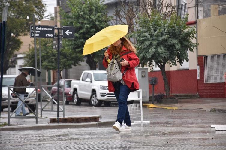 Rige un alerta meteorológico por tormentas fuertes