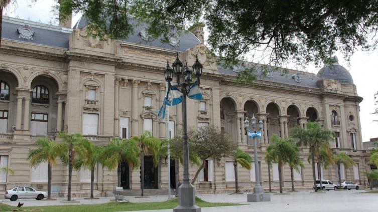 El Gobierno y los gremios estatales retoman la paritaria