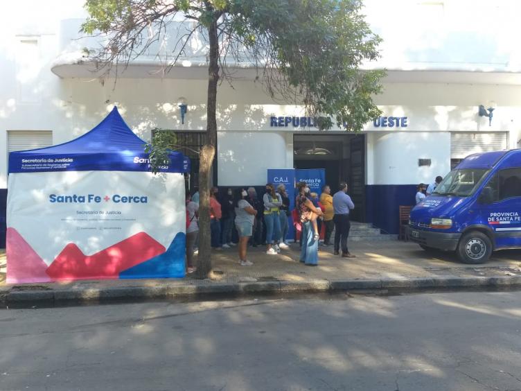 Santa Fe + Cerca: el nuevo dispositivo que va a los barrios