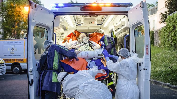Francia supera los 80 mil muertos por coronavirus