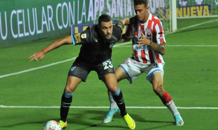 A Unión se le cerró el arco ante Atlético Tucumán y rescató un empate por 2 a 2