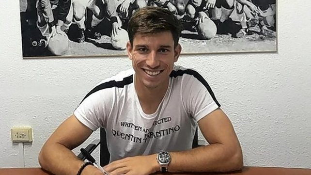Colón oficializó la llegada de Facundo Mura