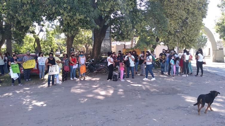 Marcha al Hospital de Vera tras la muerte de un bebé 
