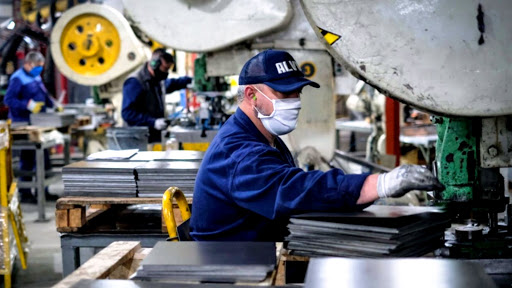 El repunte de la industria local, lejos de ser la panacea