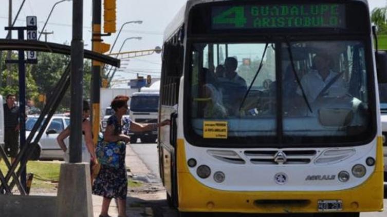 Choferes de colectivo están en alerta y hay posibilidad de paro