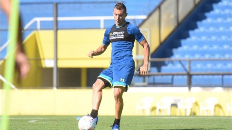Marco Ruben viaja para jugar ante River