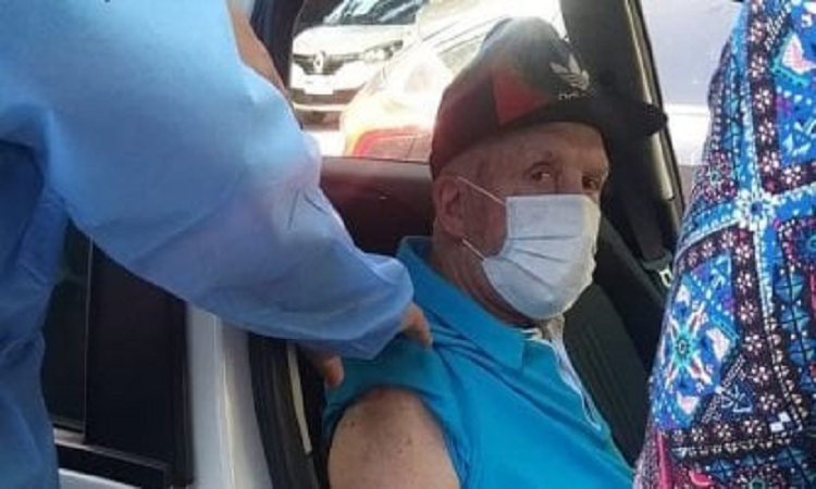 Griguol, un histórico de Ferro que se vacunó en el club