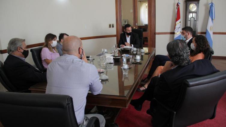 El gobierno de Santa Fe se reunió con el Partido Socialista 
