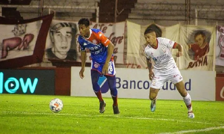 Unión planifica pensando en Lanús, su próximo rival