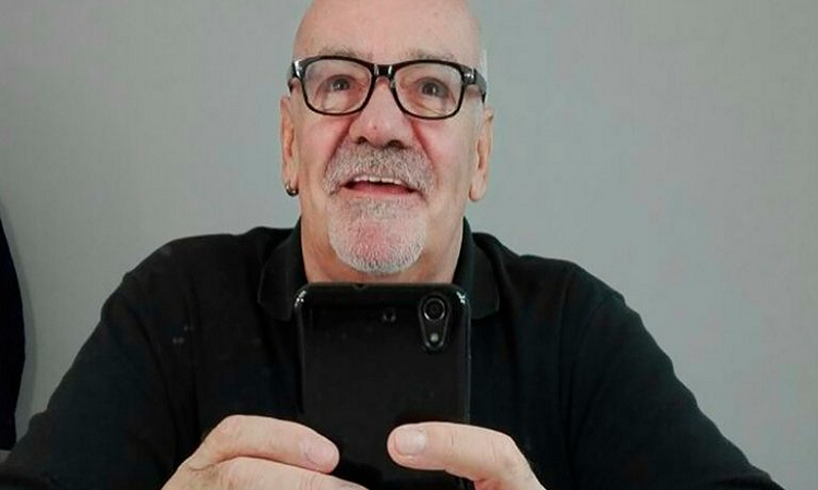 Carlos Sánchez se encuentra internado luego de un tratamiento con morfina