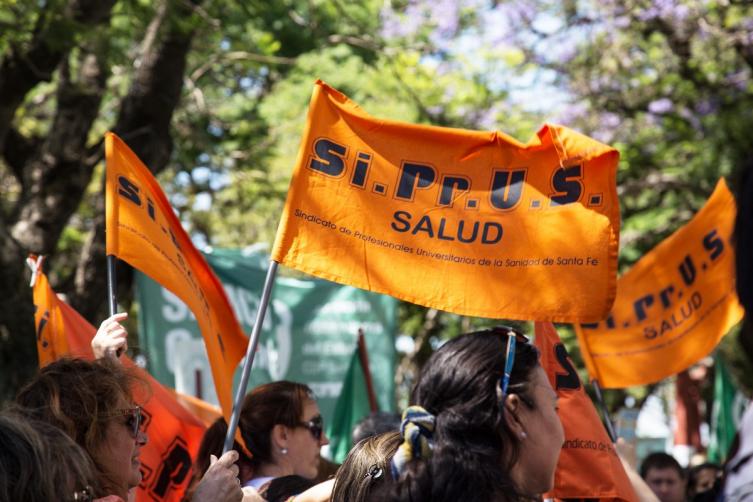 Siprus se manifestó frente al Ministerio de Salud