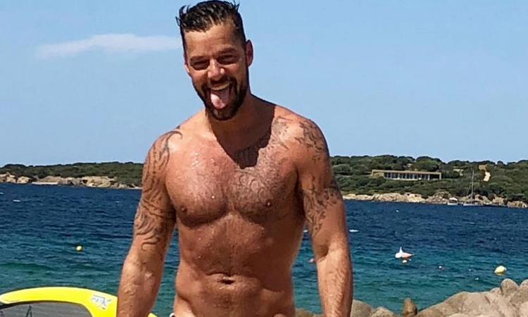 El atrayente desnudo de Ricky Martin que rompió redes
