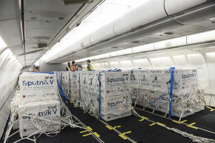 Rusia anuncia su tercera vacuna: CoviVac