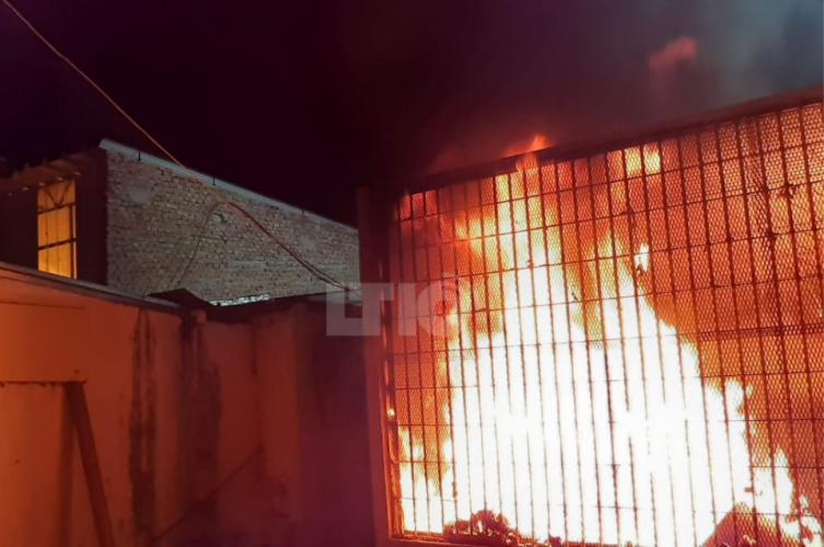 Incendio y revuelta de presos en la Comisaría 12°