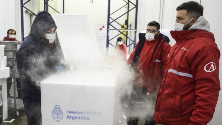 Comienza la distribución de 375 mil dosis del segundo componente de Sputnik V
