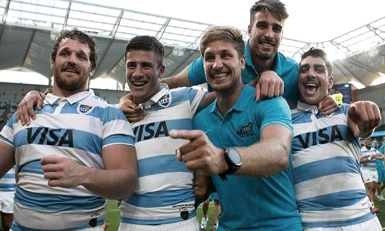 Los Pumas ascendieron un puesto y son la octava selección del mundo