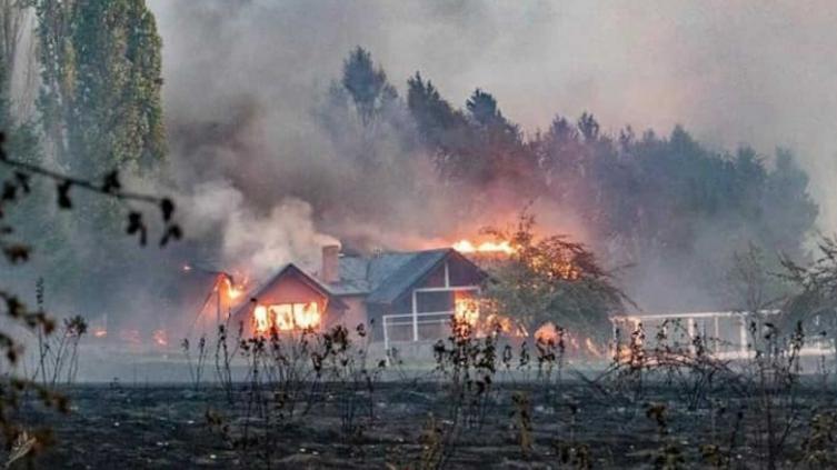 Piden donaciones para los damnificados por los incendios en el sur