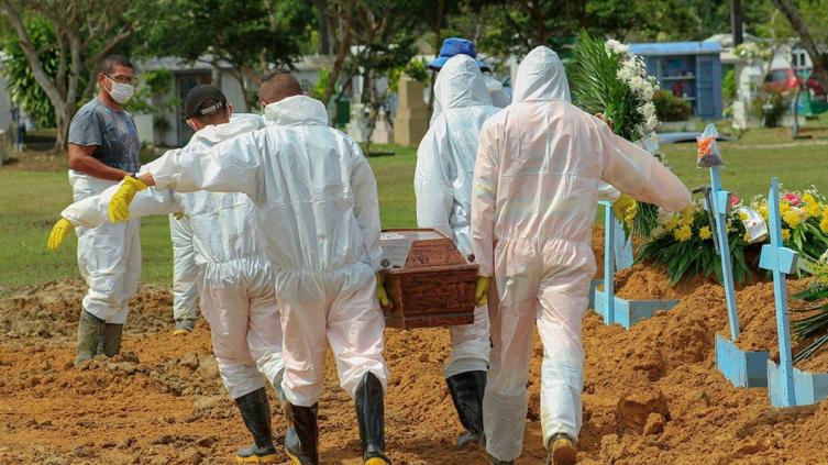 El crecimiento descontrolado de contagios en Brasil pone en jaque a la región