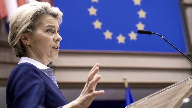La UE le reclama a AstraZeneca que no exporte vacunas hasta cumplir con las entregas al bloque
