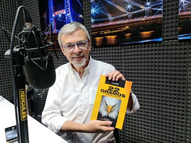 “Son 22 historias para enfrentar la incertidumbre y el miedo”