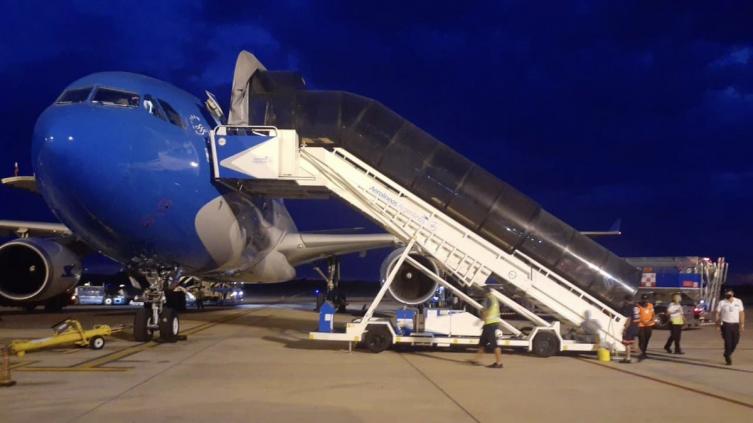 Este lunes viaja un nuevo vuelo hacia Moscú en busca de otro lote de vacunas