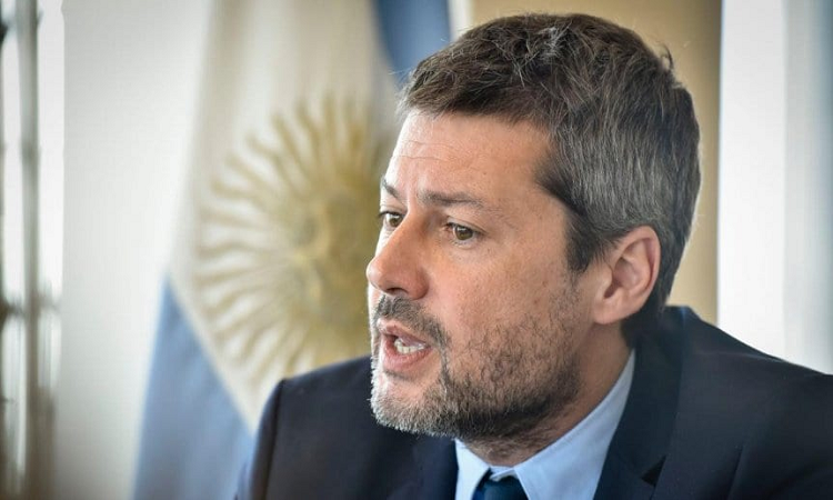 Lammens, abrió la chance de que haya público en la Copa América