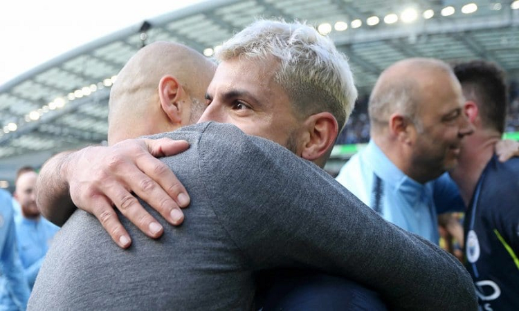 Guardiola comparó a Agüero con Maradona y Messi