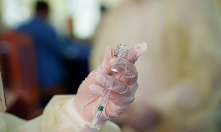 ¿Se podría combinar dos dosis de distintas vacunas?