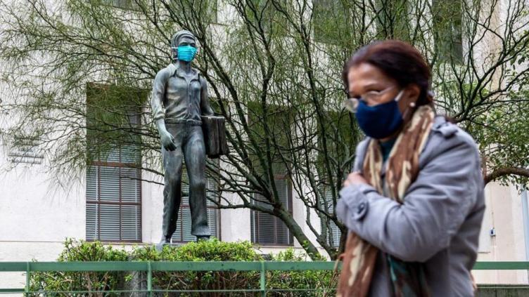 Uruguay registró récord diario de muertes por coronavirus