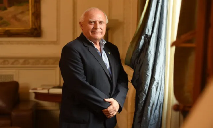 Lifschitz tiene coronavirus, afirmó que está bien y permanecerá aislado