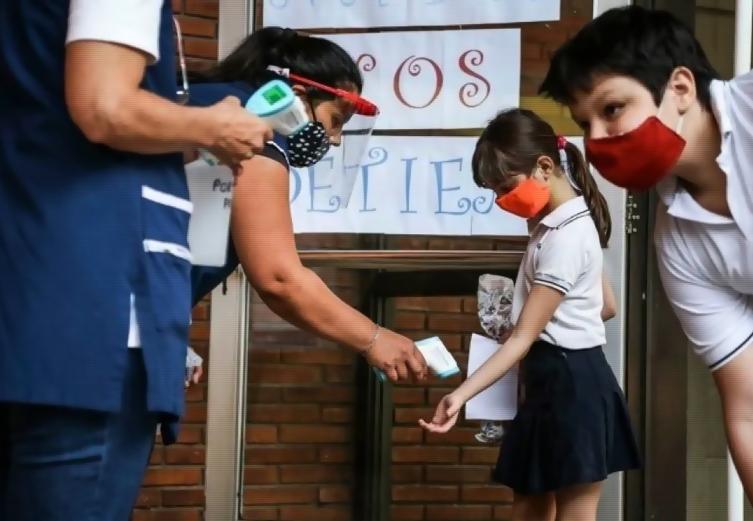 Amsafé pidió la suspensión temporal de las clases ante el aumento de casos