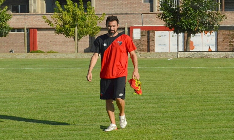 Colón desconcertado por la continuidad de Domínguez