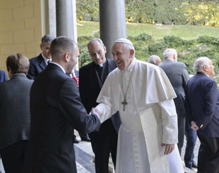 Guzmán visitó al Papa Francisco en el Vaticano