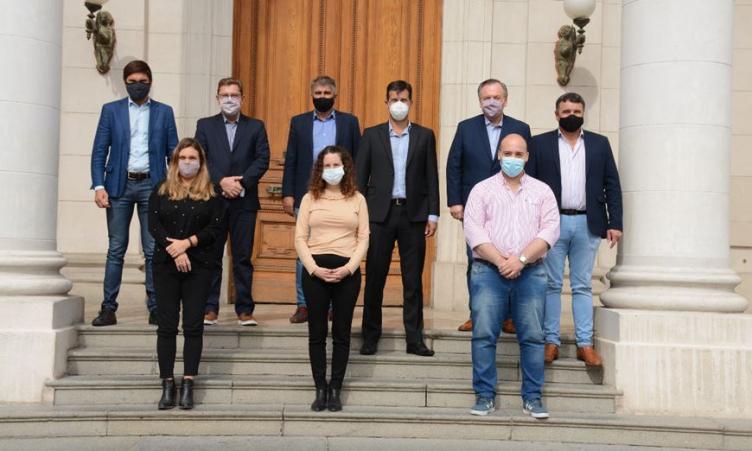 Legisladores provinciales de la UCR elevaron un 