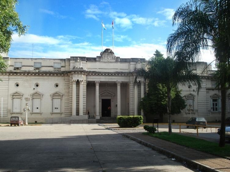 Inundación 2003: Carpa Negra frente a la Legislatura