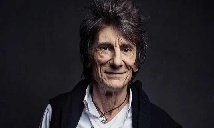 Ron Wood le ganó al cáncer por segunda vez