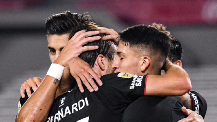 Objetivo cumplido: Colón le ganó a Arsenal y clasificó a los cuartos de final de la Copa de la Liga Profesional