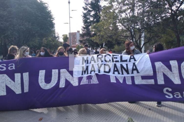 Familiares de Marcela Maydana reclamaron justicia frente a Tribunales