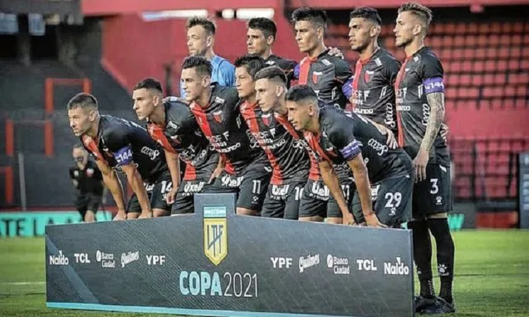 Domínguez paró un tentativo para el Clásico