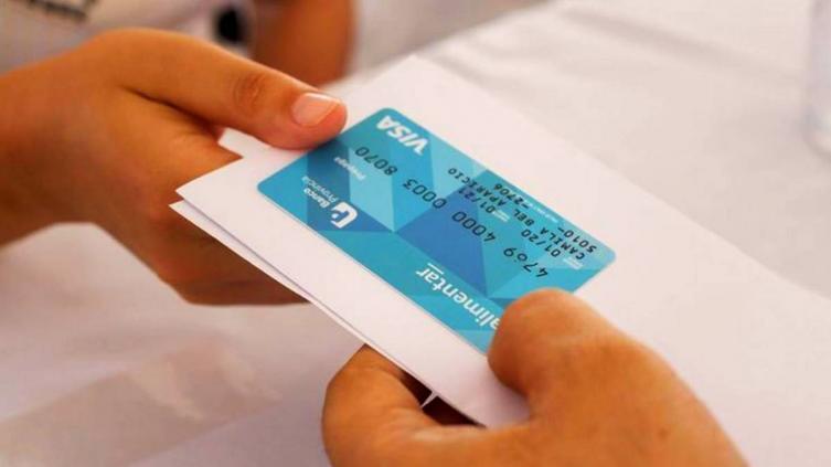 Fernández anunció la ampliación de la Tarjeta Alimentar