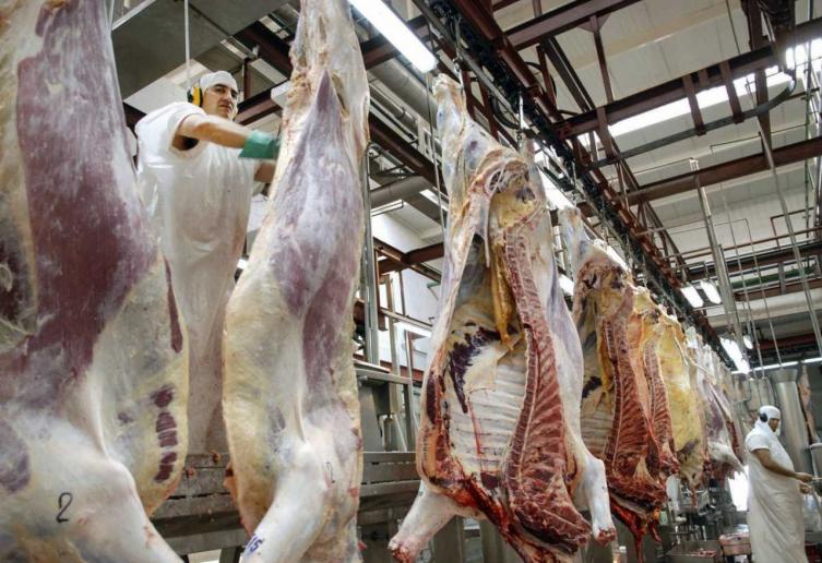 El Gobierno suspende las exportaciones de carne por al menos 30 días