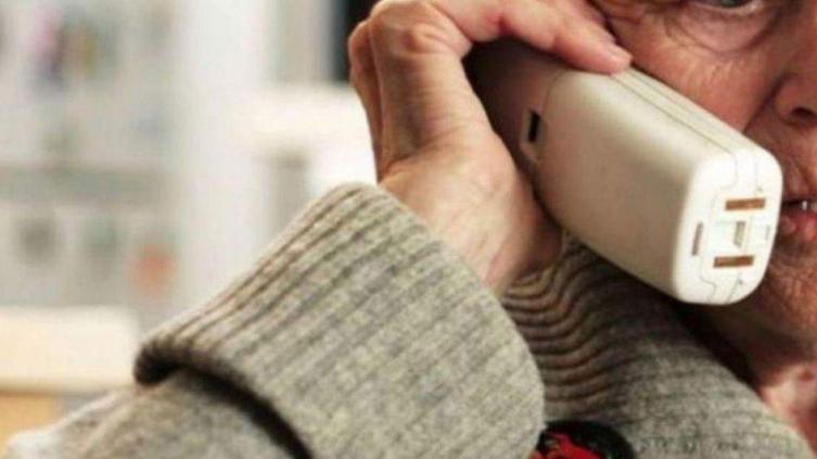 Cuento del tío: engañaron a una abuela y le robaron más de 100 mil pesos